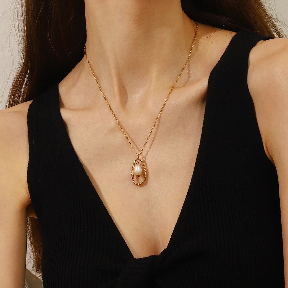 Fiorella Necklace