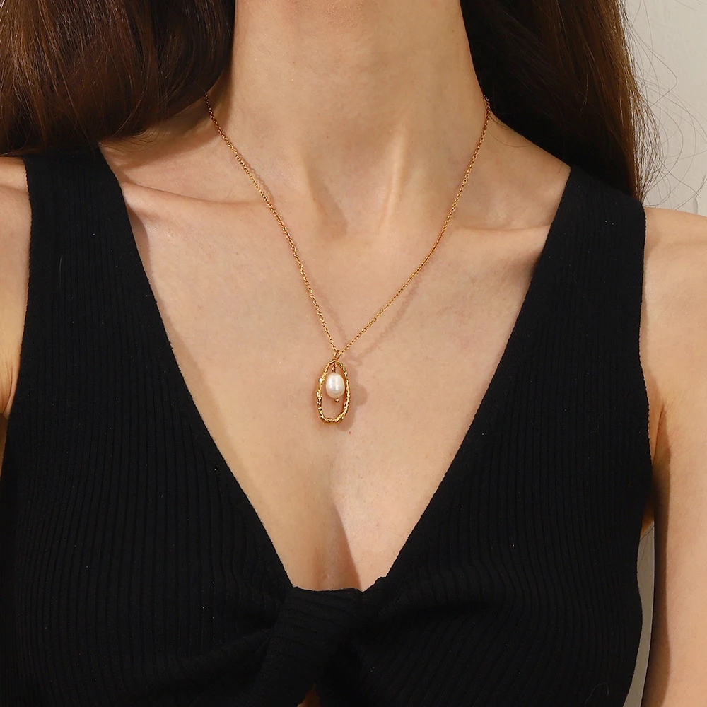 Fiorella Necklace