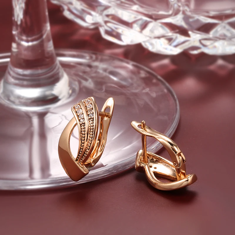 BRINDISI™ Lux Rose Gold Geometry Earrings