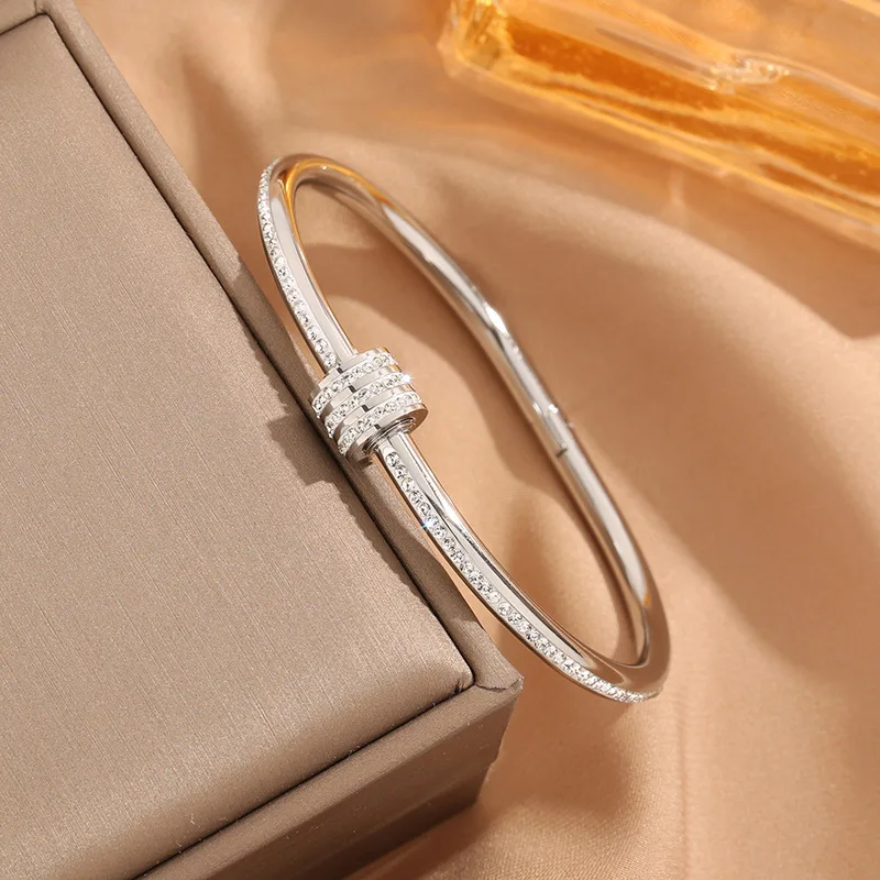 BRINDISI™ Crystal Wrapped Bracelet