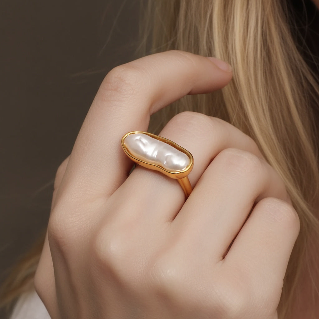 Bianca Ring