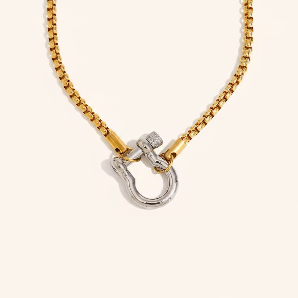 Herradura Necklace